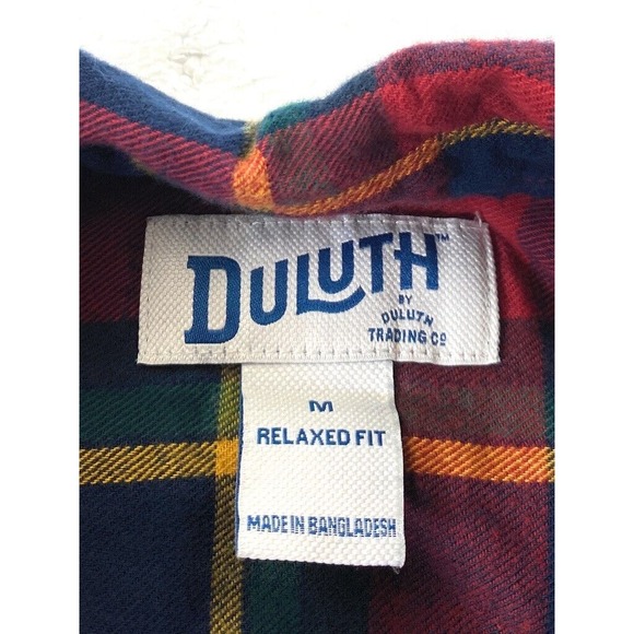 Duluth Men's Free Swingin Flannel Relaxed Fit Button Down Red Plaid Shirt Medium - Picture 3 of 9